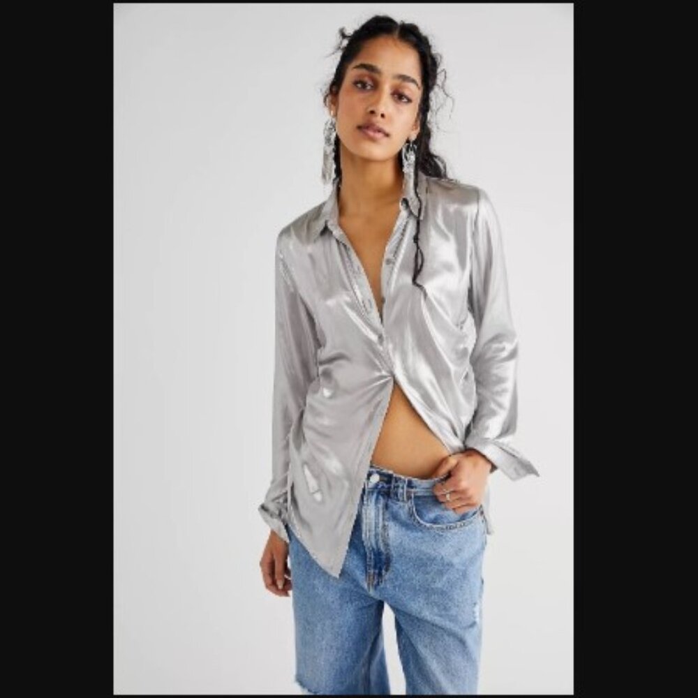 FREE PEOPLE NWOT Metallic Silver Shimmer Ruched Blouse Medium